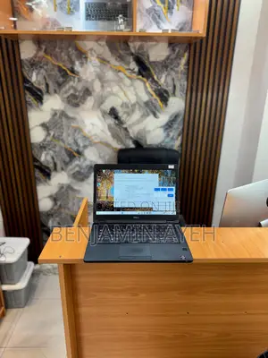 Laptop Dell Latitude 5491 8GB AMD Ryzen 5 SSD 256GB