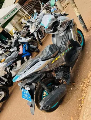 Yamaha 2023 Gray