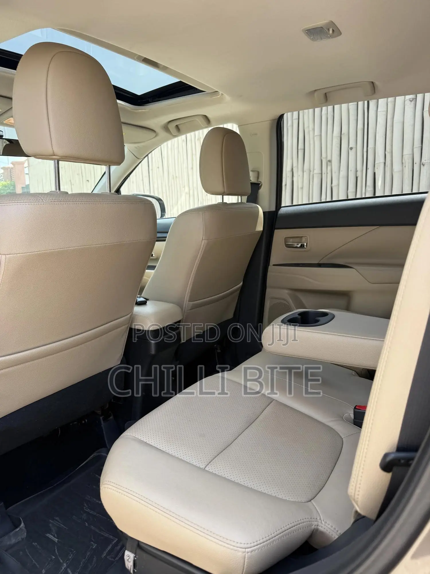 Mitsubishi Outlander SEL FWD 2016 Brown