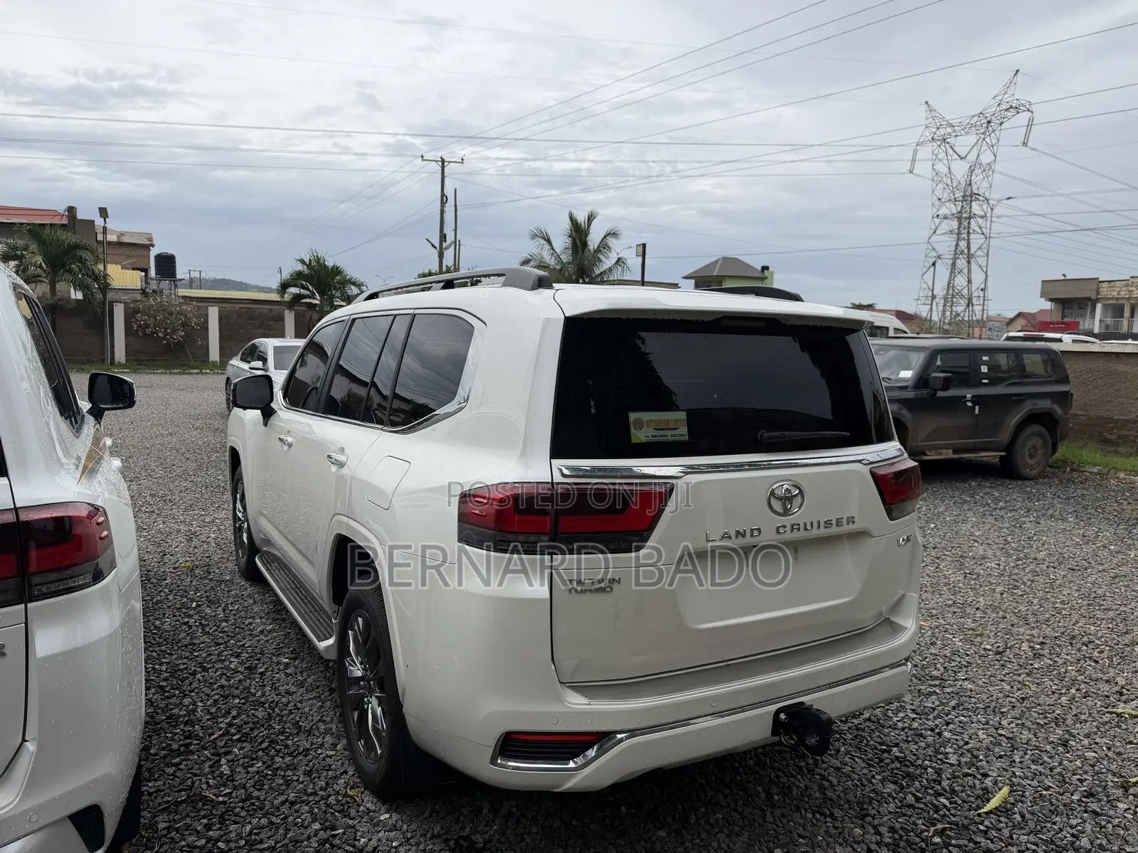 New Toyota Land Cruiser LC300 2025 White
