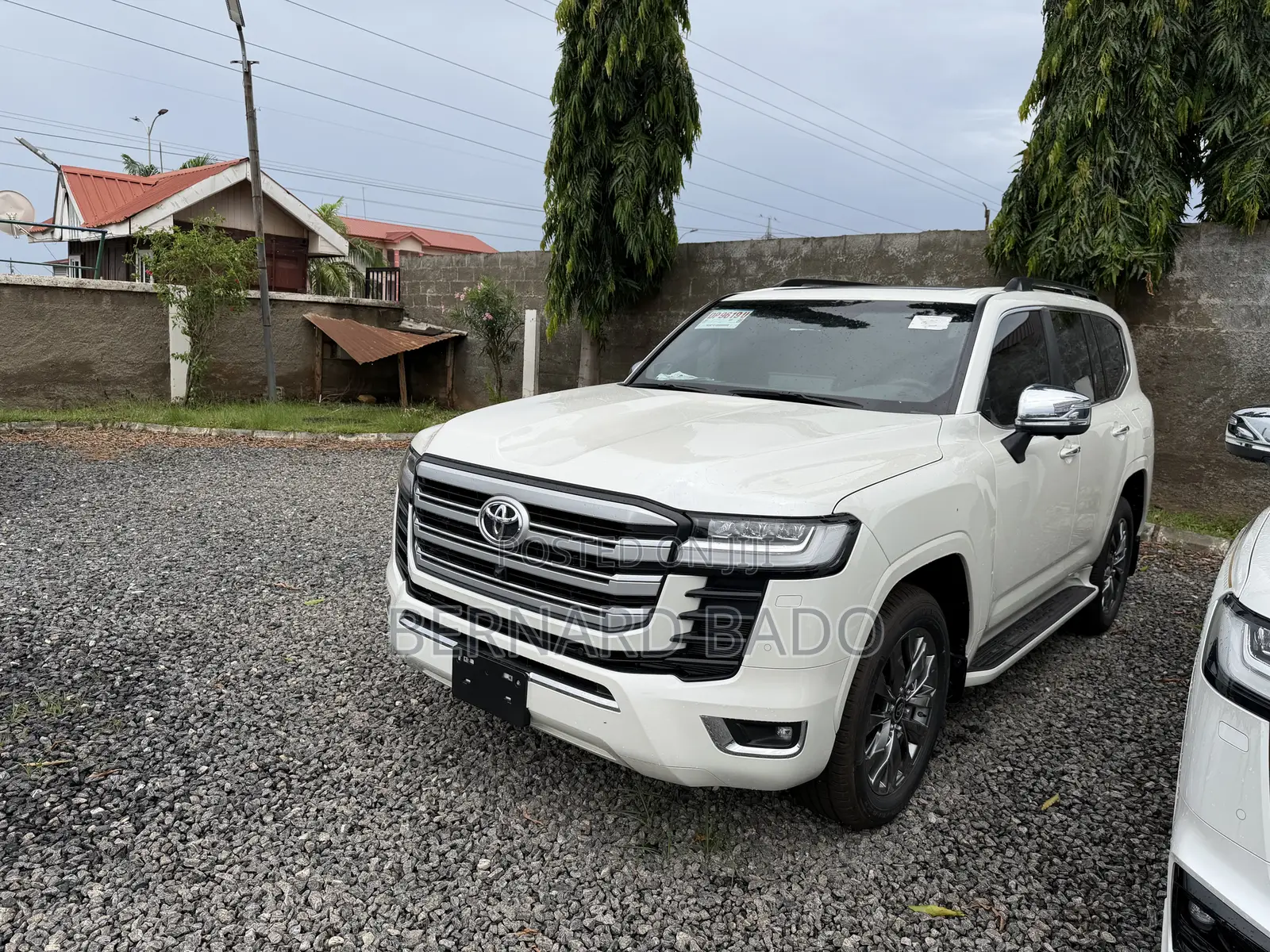 New Toyota Land Cruiser LC300 2025 White