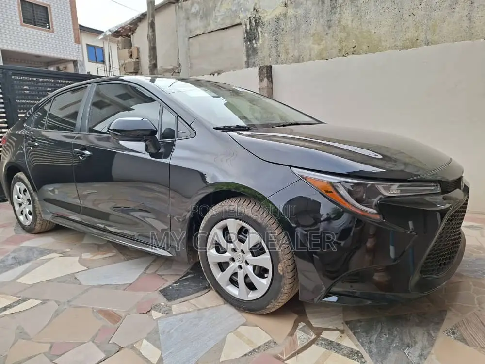 Toyota Corolla LE 2021 Black
