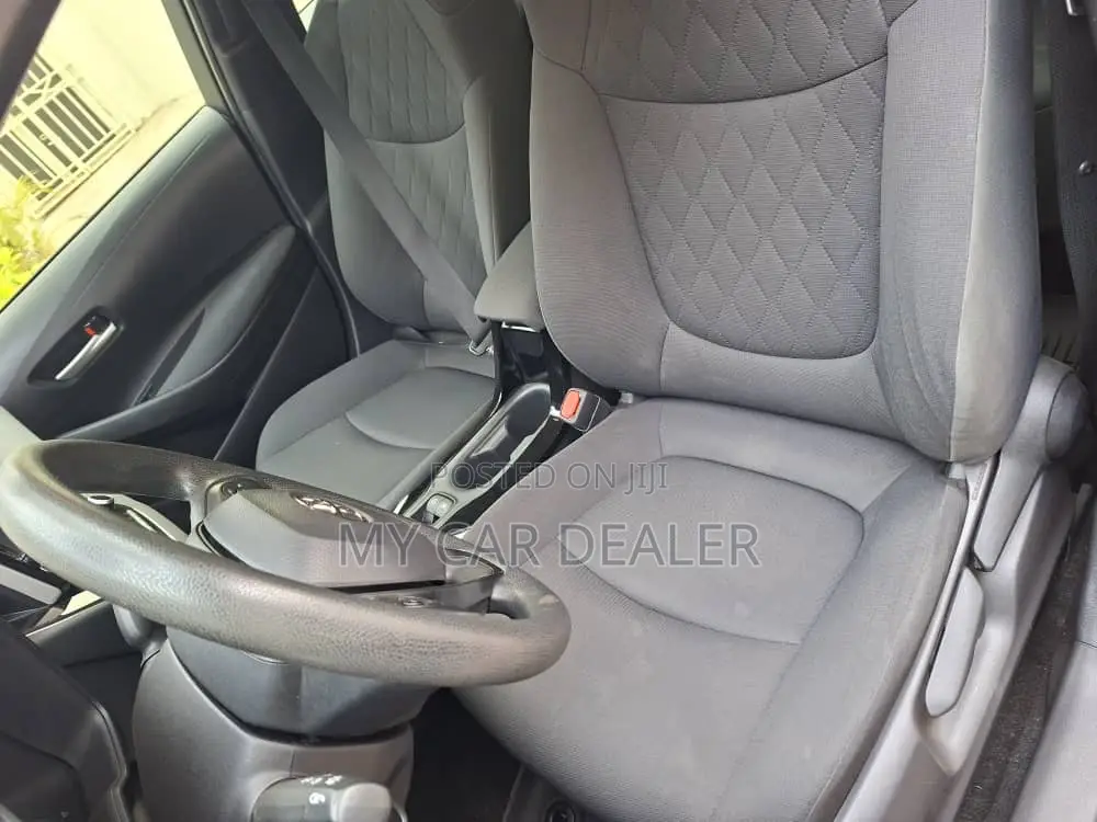 Toyota Corolla LE 2021 Black