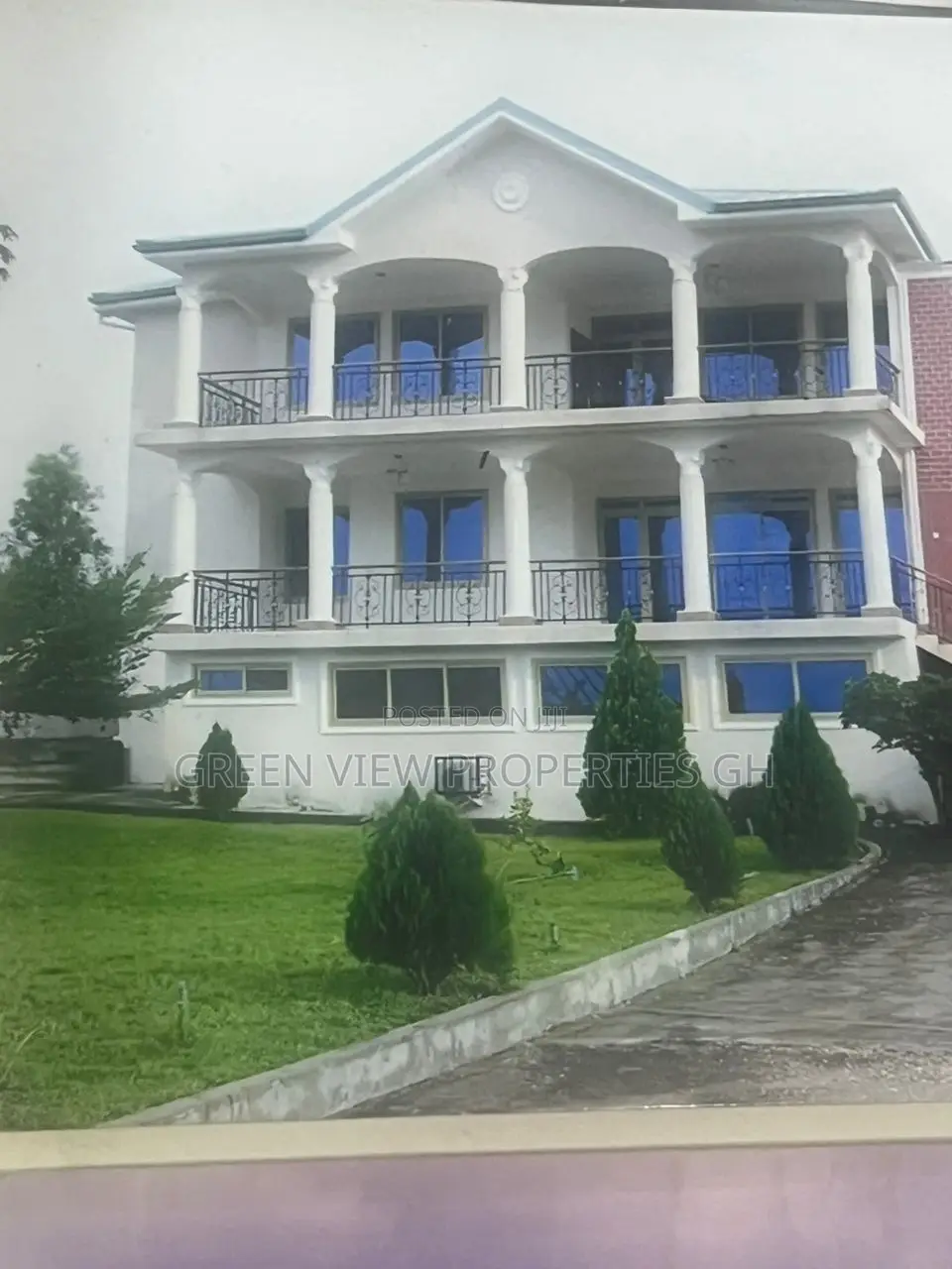 Furnished 8bdrm Mansion in McCarthy Hill for sale