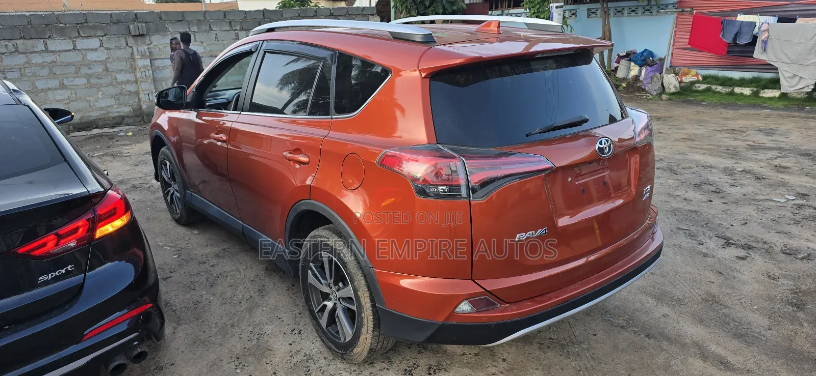 Toyota RAV4 2016 Orange