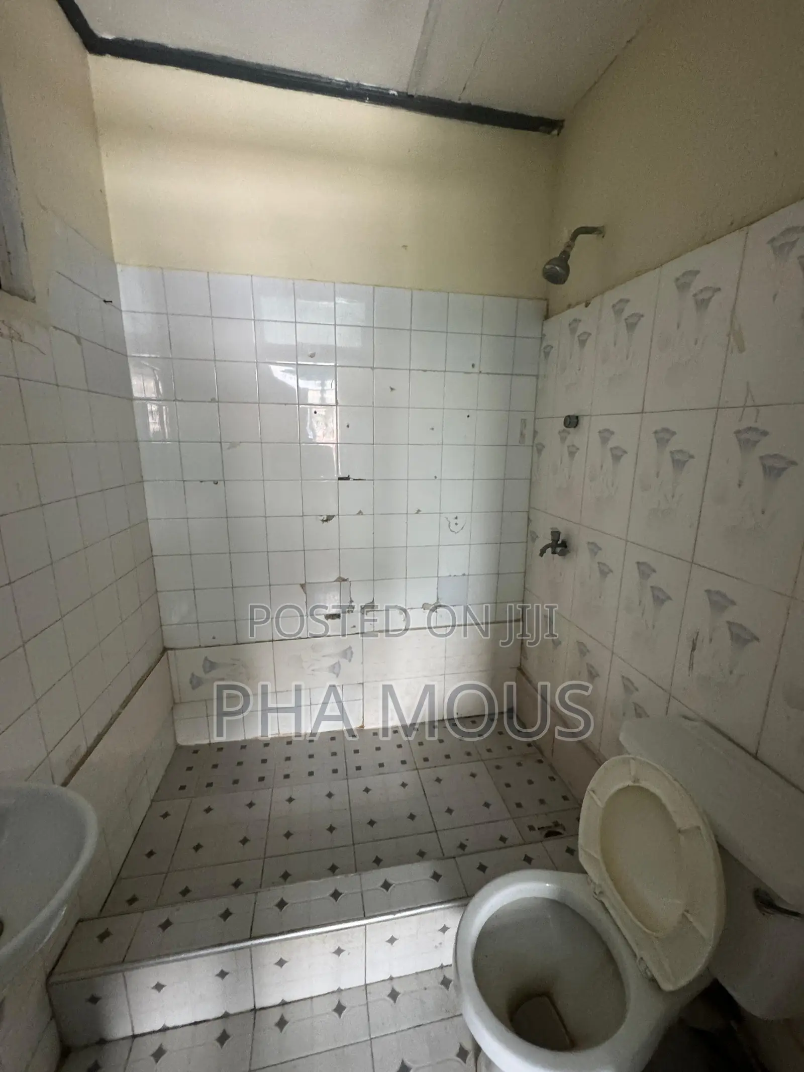 1bdrm Apartment in Achimota for rent