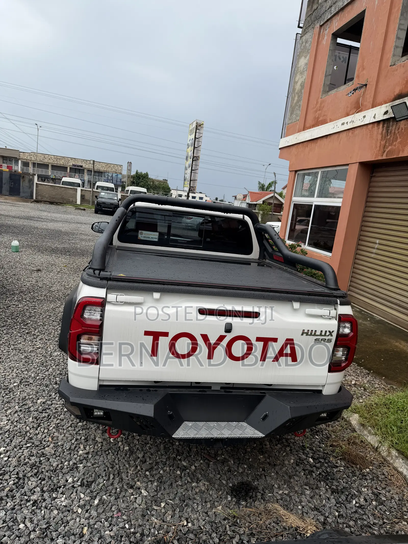 New Toyota Hilux 2025 White