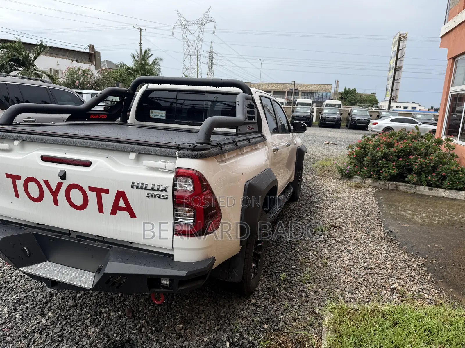New Toyota Hilux 2025 White