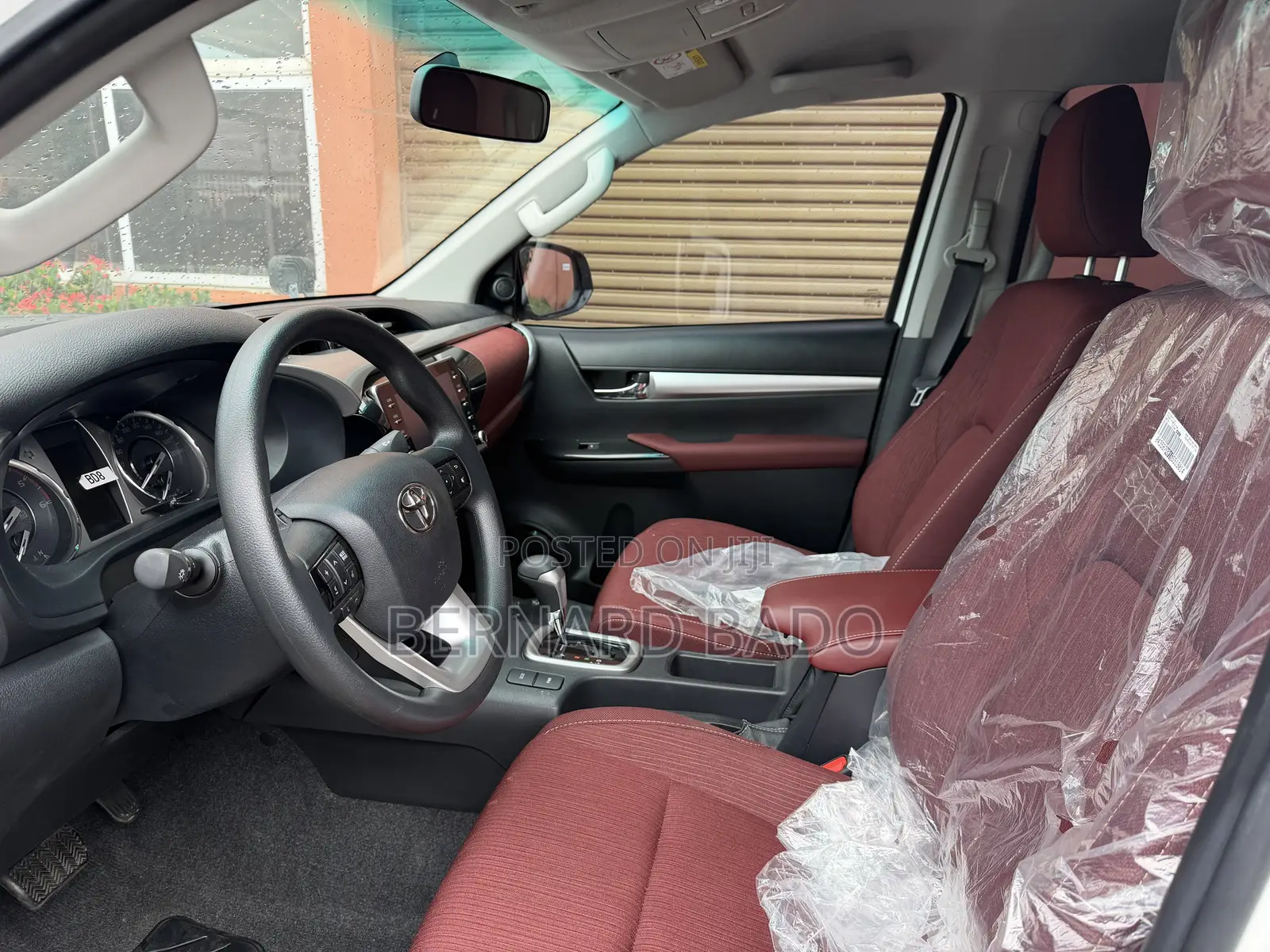 New Toyota Hilux 2025 White
