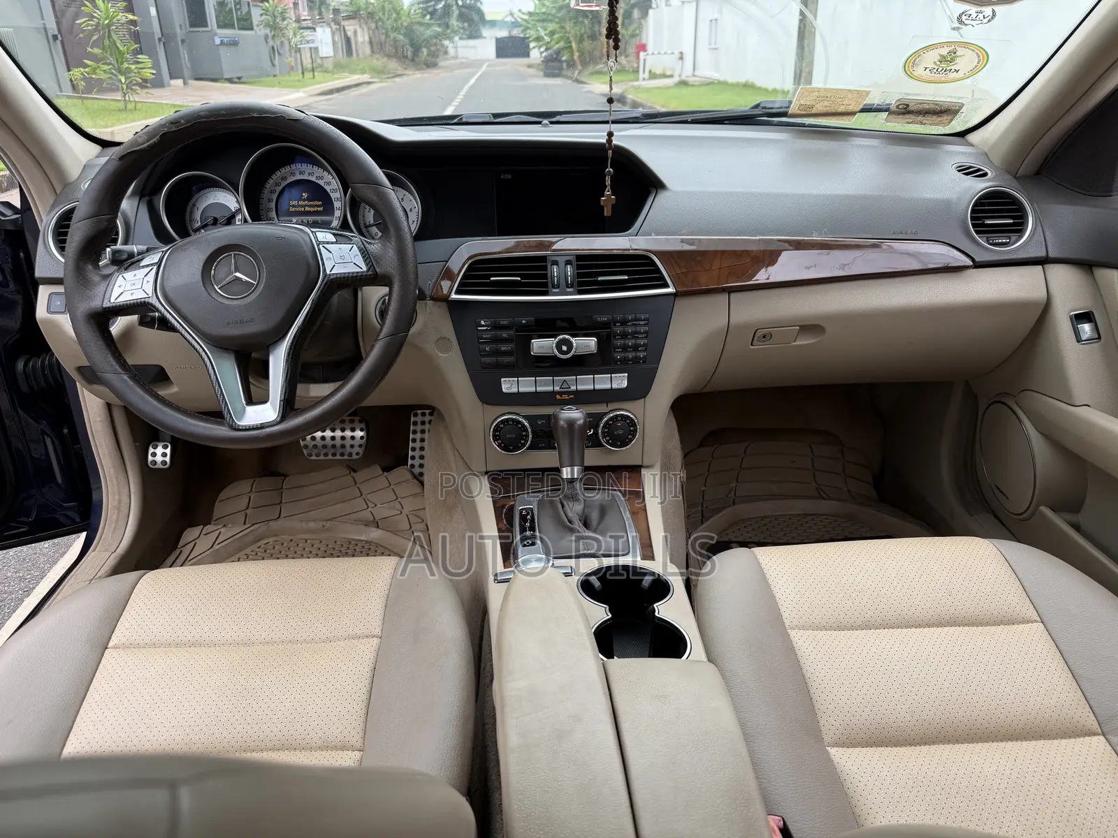 Mercedes-Benz C250 2013 Blue