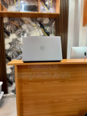 Laptop Dell Precision 3550 8GB Intel Core i7 SSD 256GB
