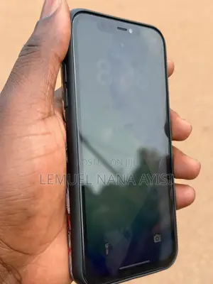 Apple iPhone 11 64 GB Red