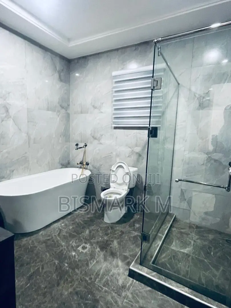 4bdrm House in East Legon for rent