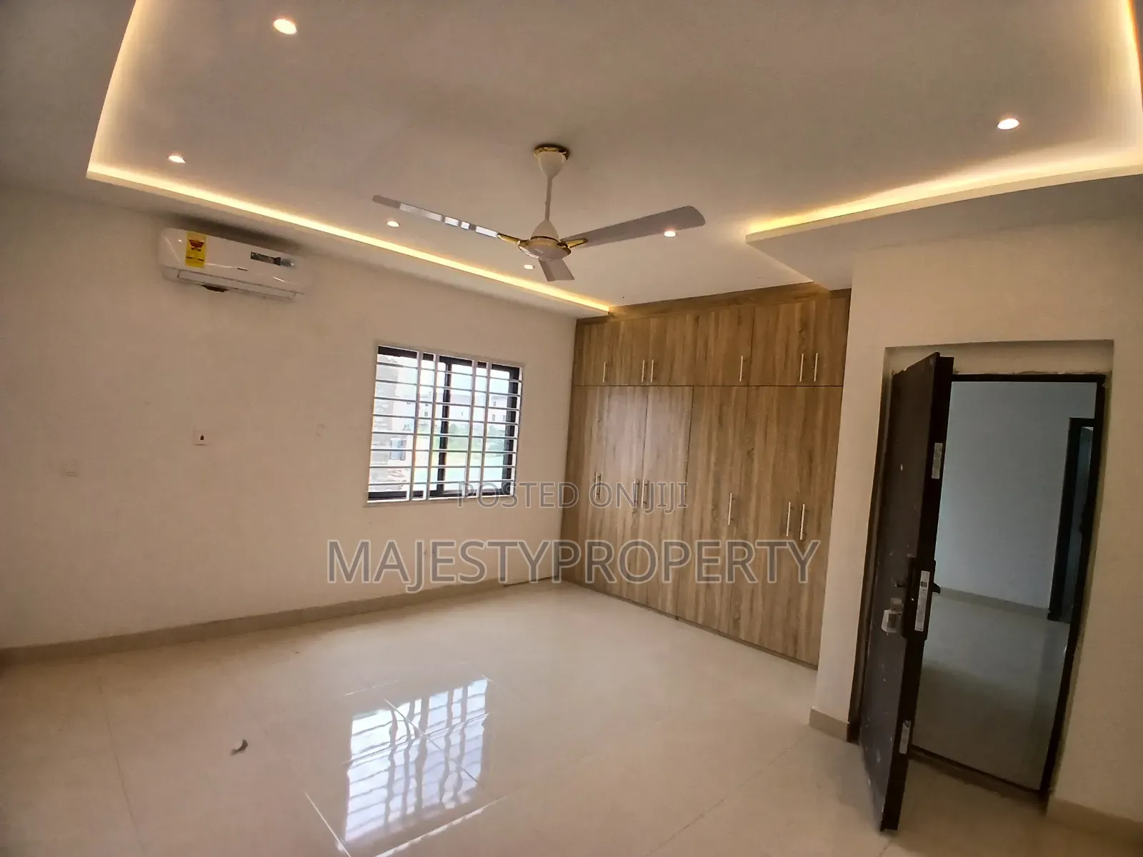 4bdrm House in East Legon Ogbojo, American House for sale