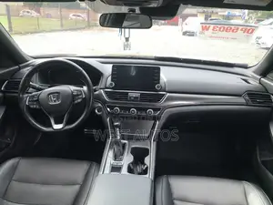 Honda Accord Sport (1.5L 4cyl Turbo CVT) 2019 Black