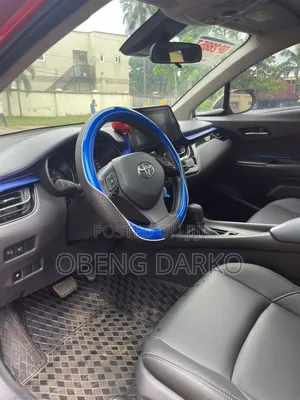Toyota C-HR 2022 Red