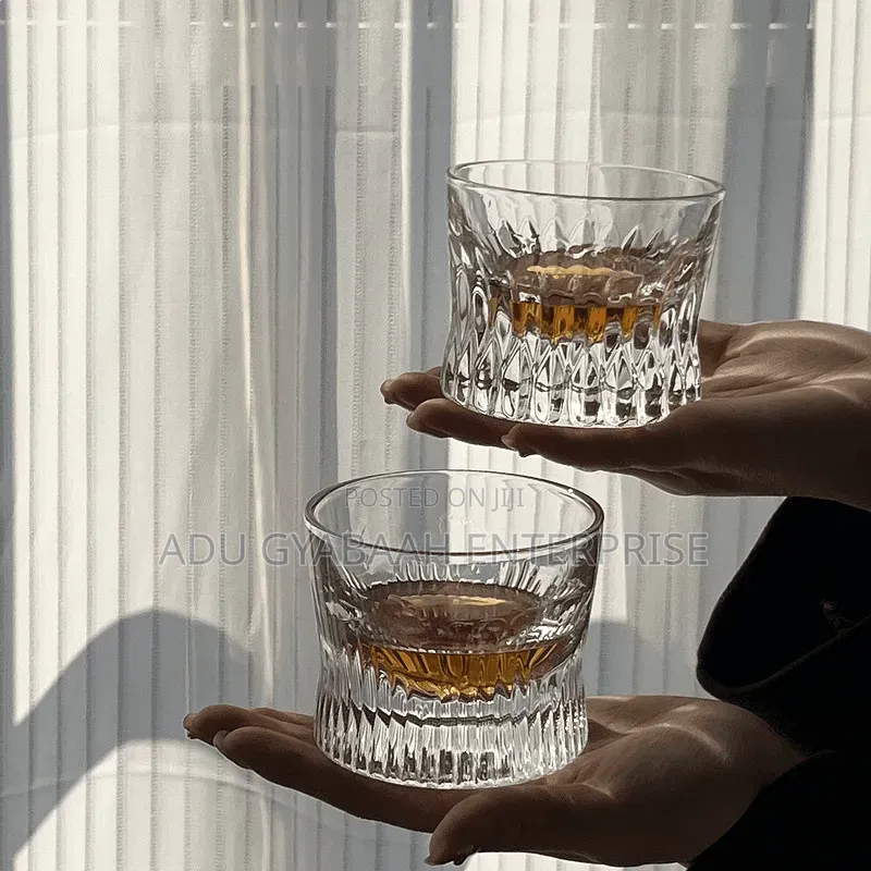 Elegant 120ml Whiskey Glass Set – 6 Pieces With Holder