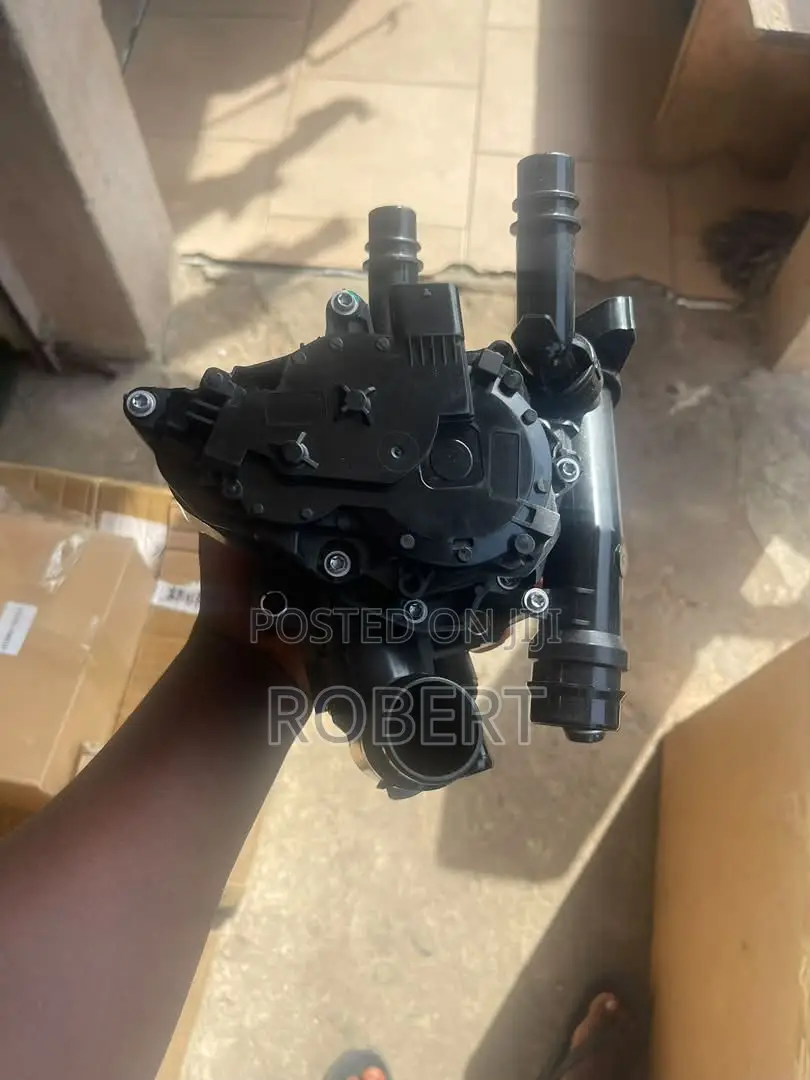 Kia Sorento Thermostat Housing / Elantra 18
