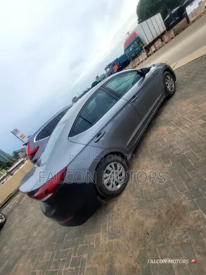 Hyundai Elantra SE 2018 Gray