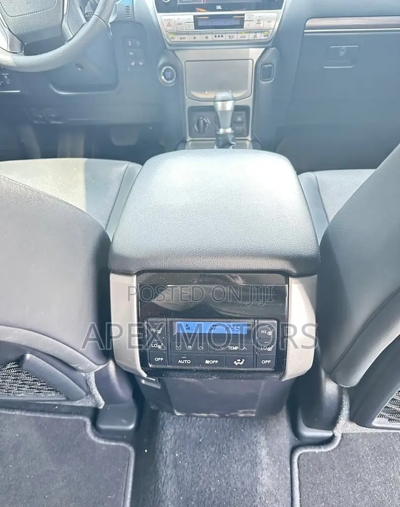 New Toyota Land Cruiser Prado 2023 Gray
