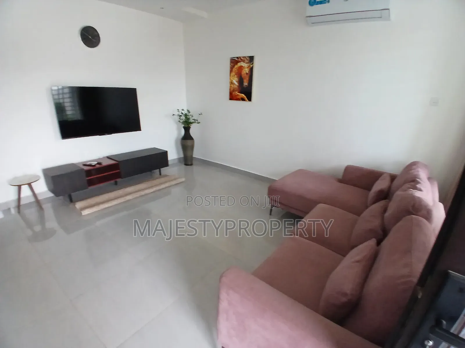 1bedroom Airbnb for Rent at East Legon Ogbojo