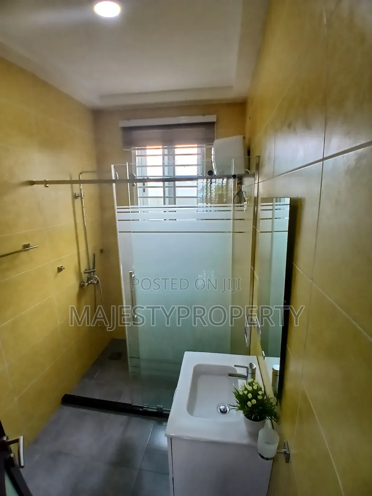 1bedroom Airbnb for Rent at East Legon Ogbojo