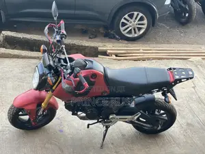 Honda XL 125 2025 Red