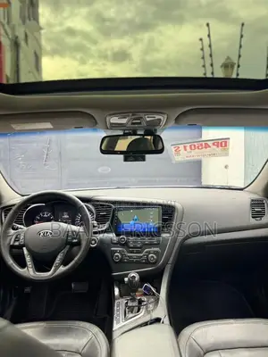 Kia K5 2012 White