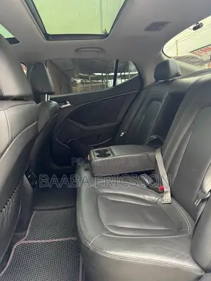 Kia K5 2012 White