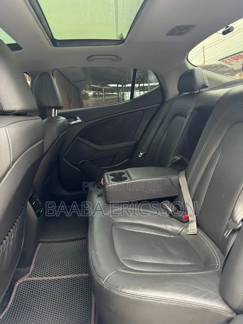 Kia K5 2012 White