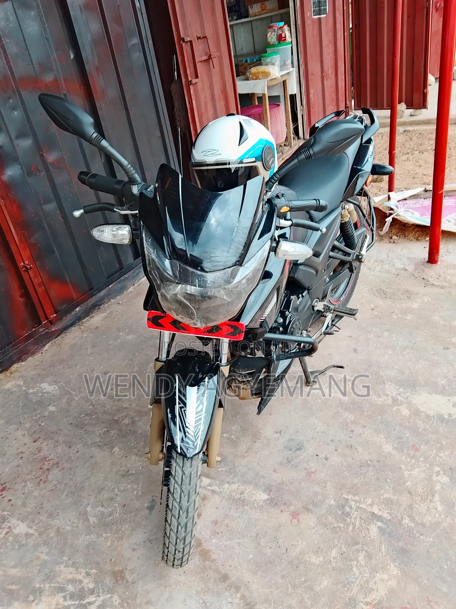 TVS Apache 180 RTR 2023 Black