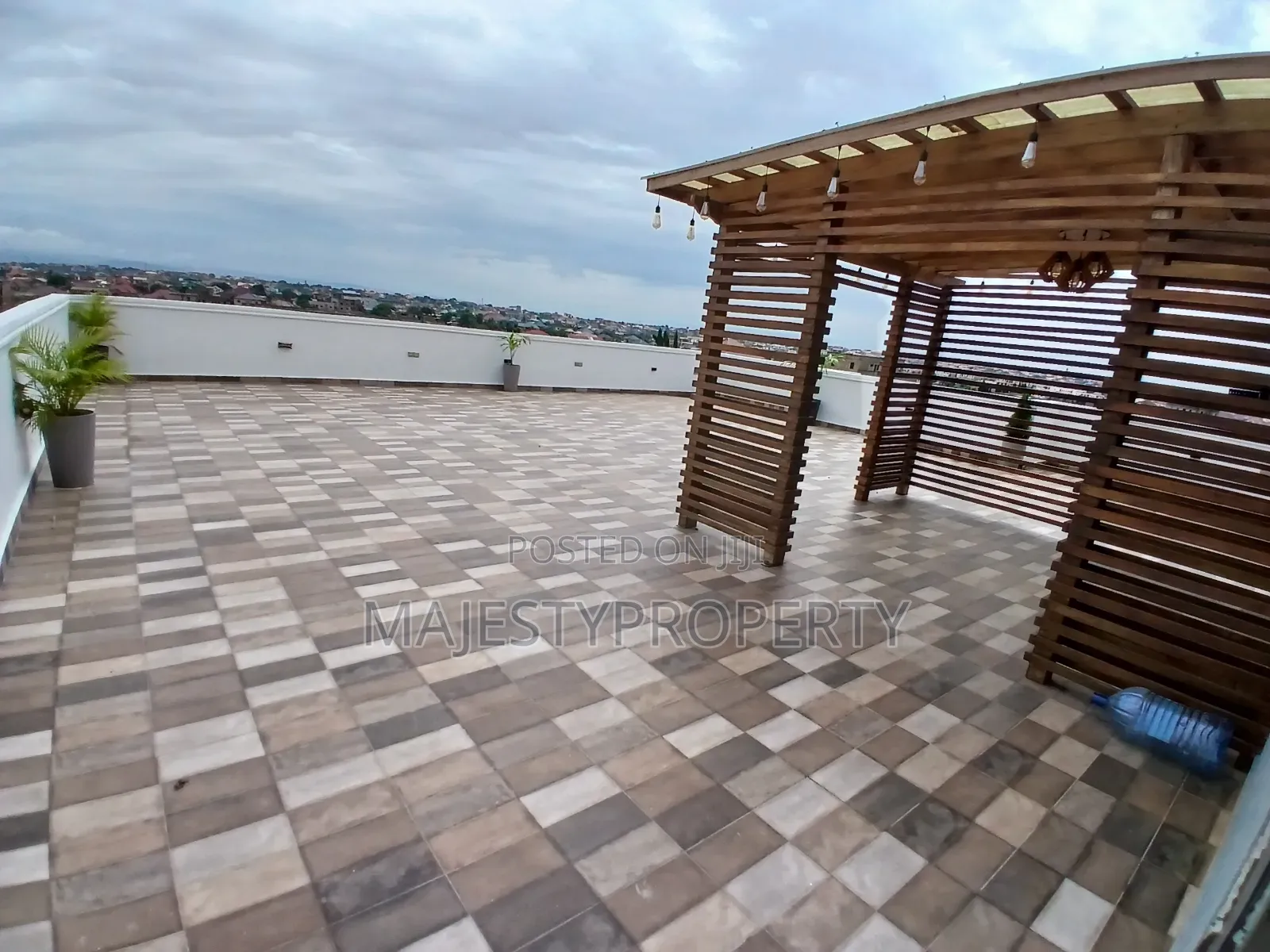 1bedroom Airbnb for Rent at East Legon Ogbojo