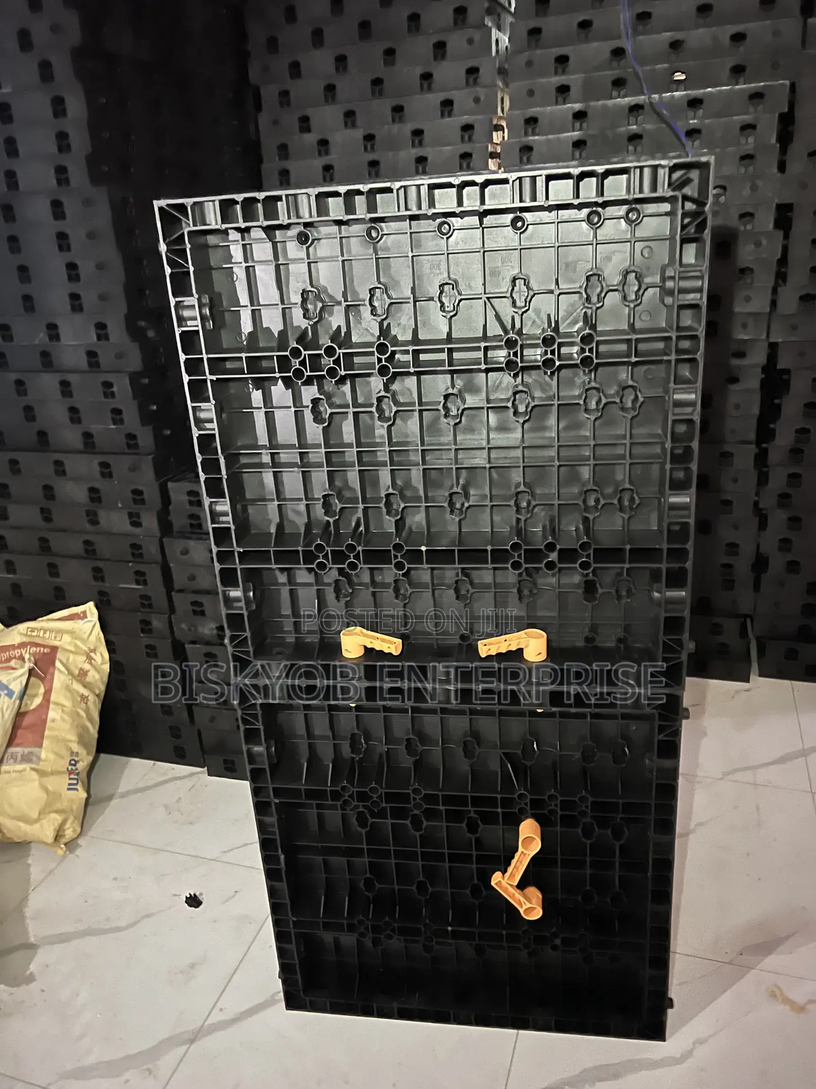 Adjustable Formwork Pilars