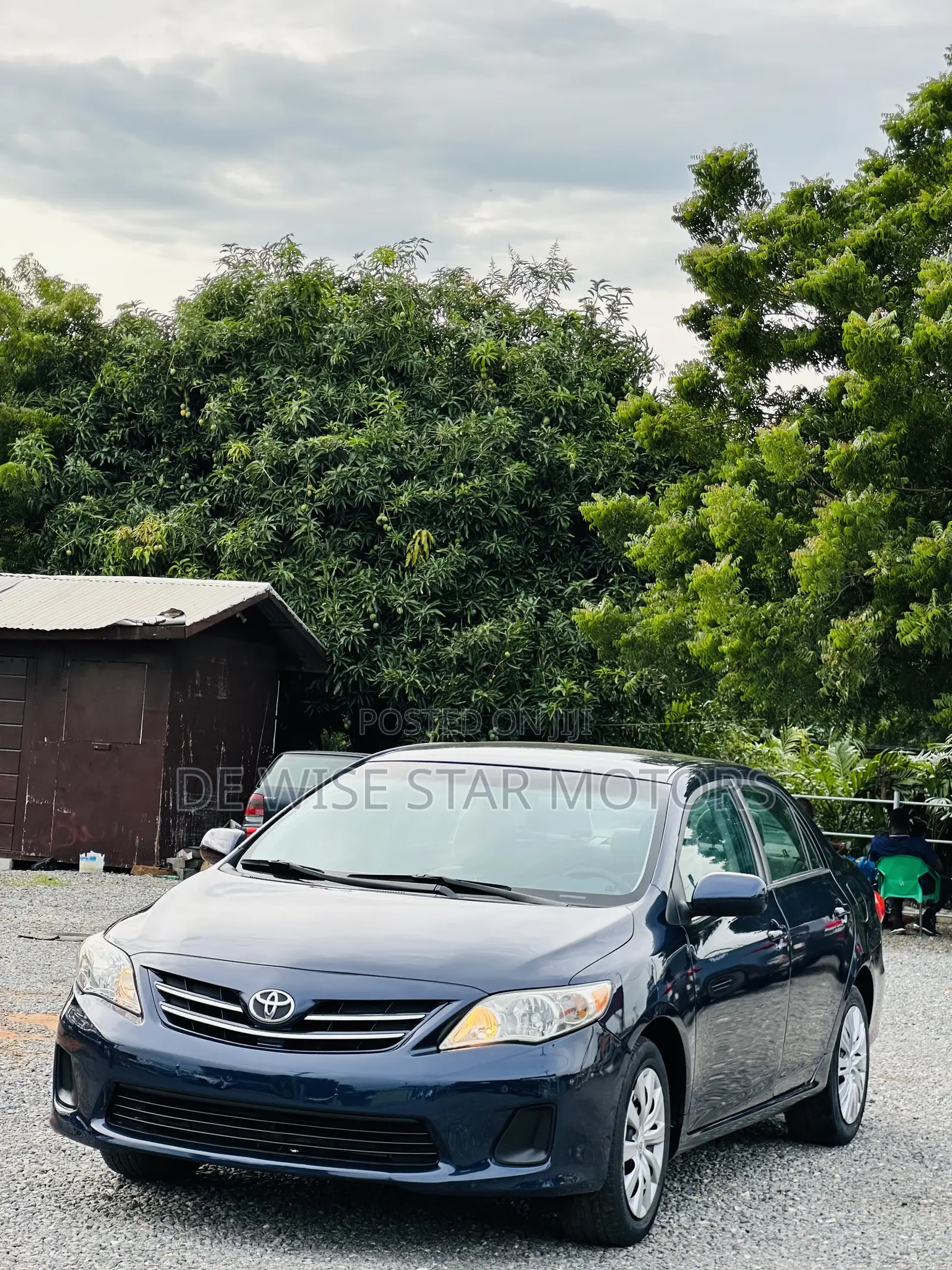 Toyota Corolla LE Special Edition 4dr Sedan (1.8L 4cyl 4A) 2013 Blue