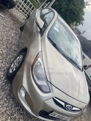 Hyundai Accent 2011 Gray