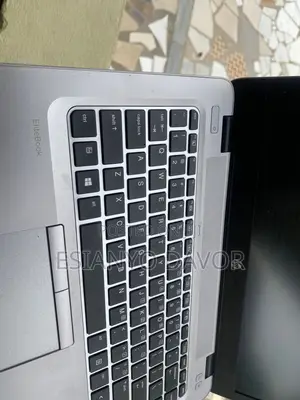 Laptop HP EliteBook 840 G5 8GB AMD SSD 250GB