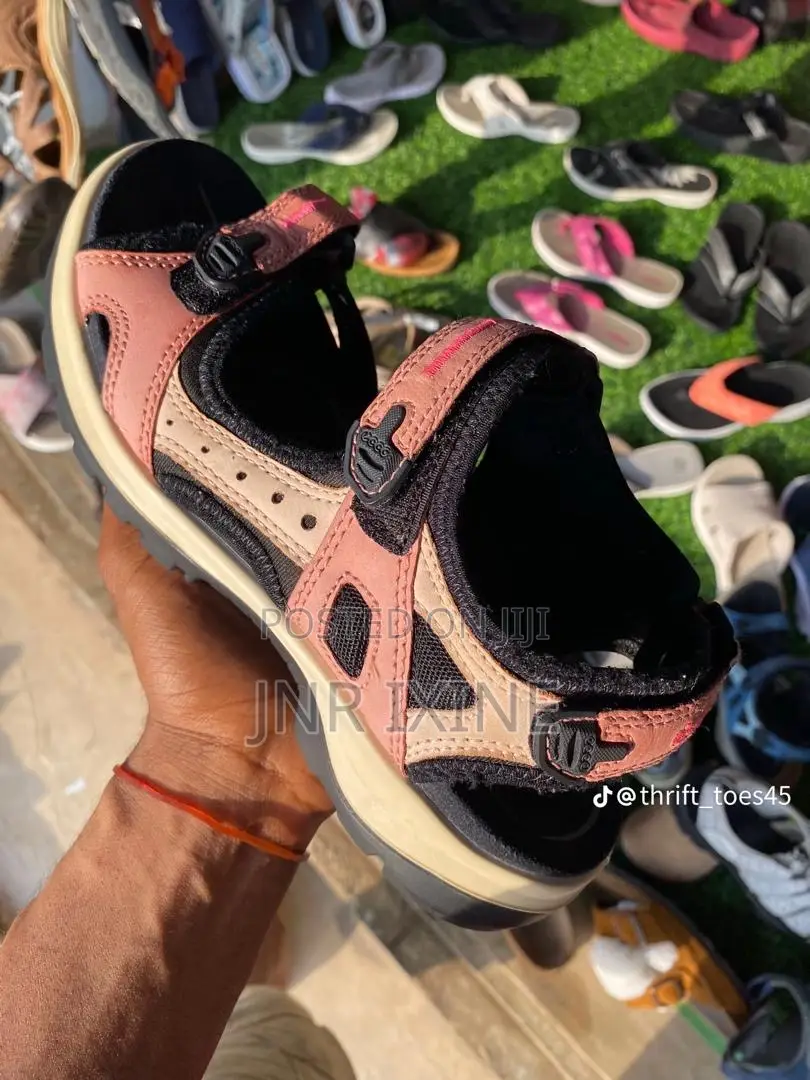 Dog Mouth Sandals