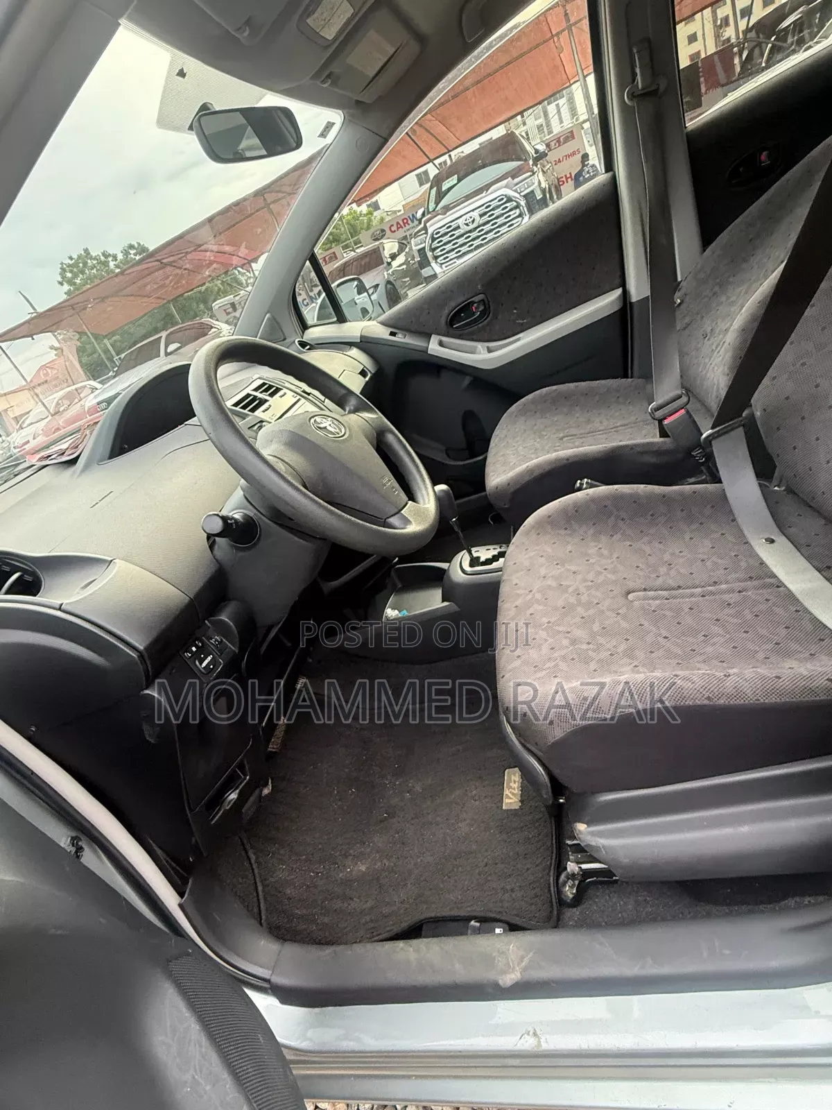Toyota Vitz 1.5 FWD 3dr 2010 Silver