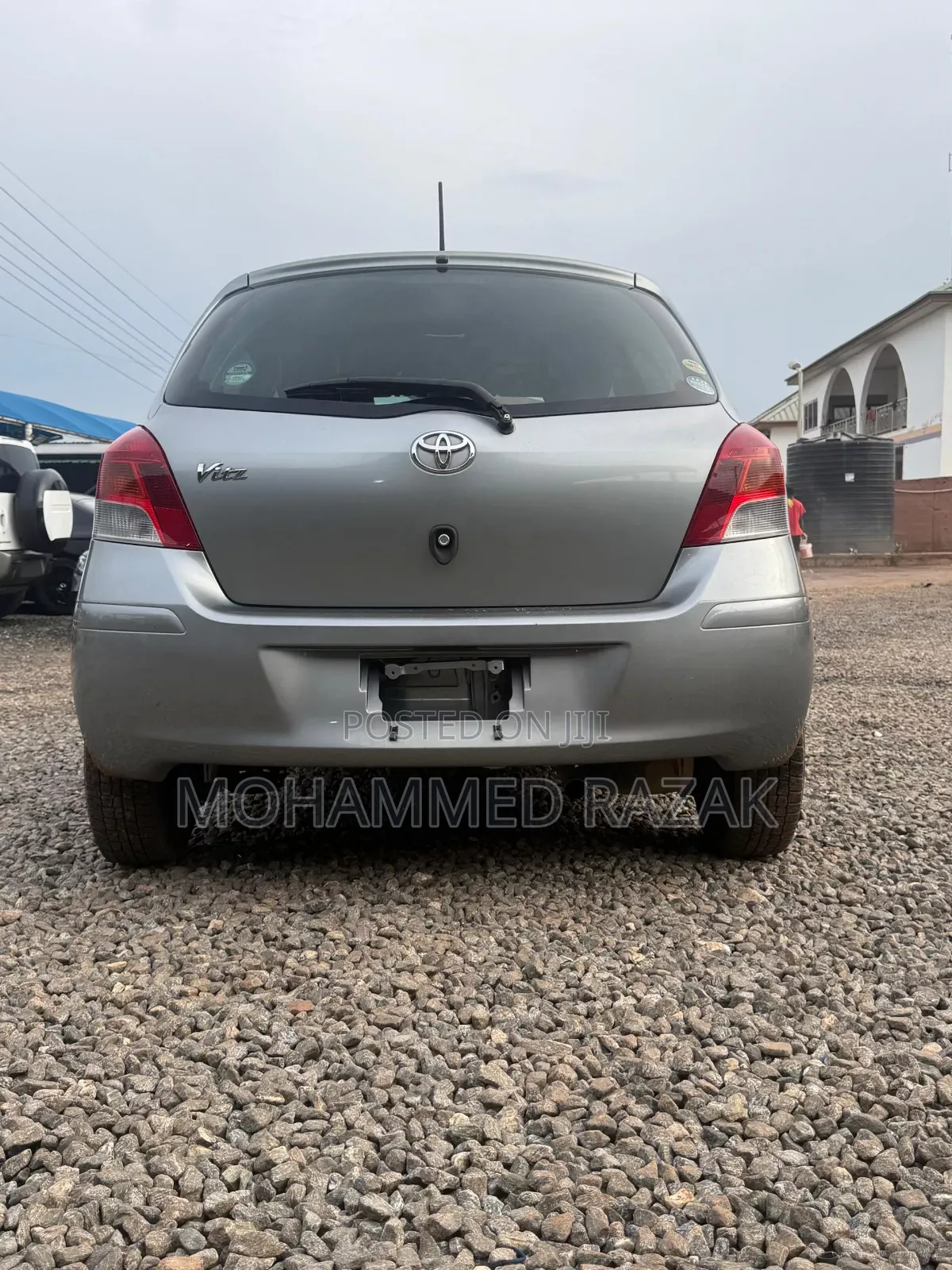 Toyota Vitz 1.5 FWD 3dr 2010 Silver