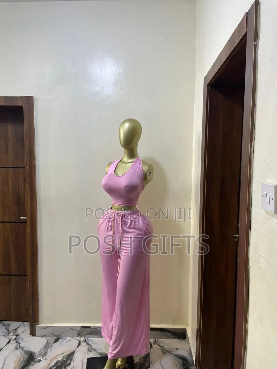 Ladies Casual Wear
