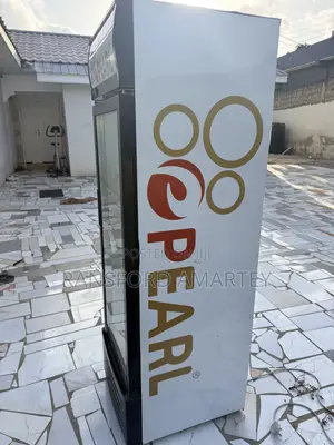 Neat Pearl Display Fridge 243l
