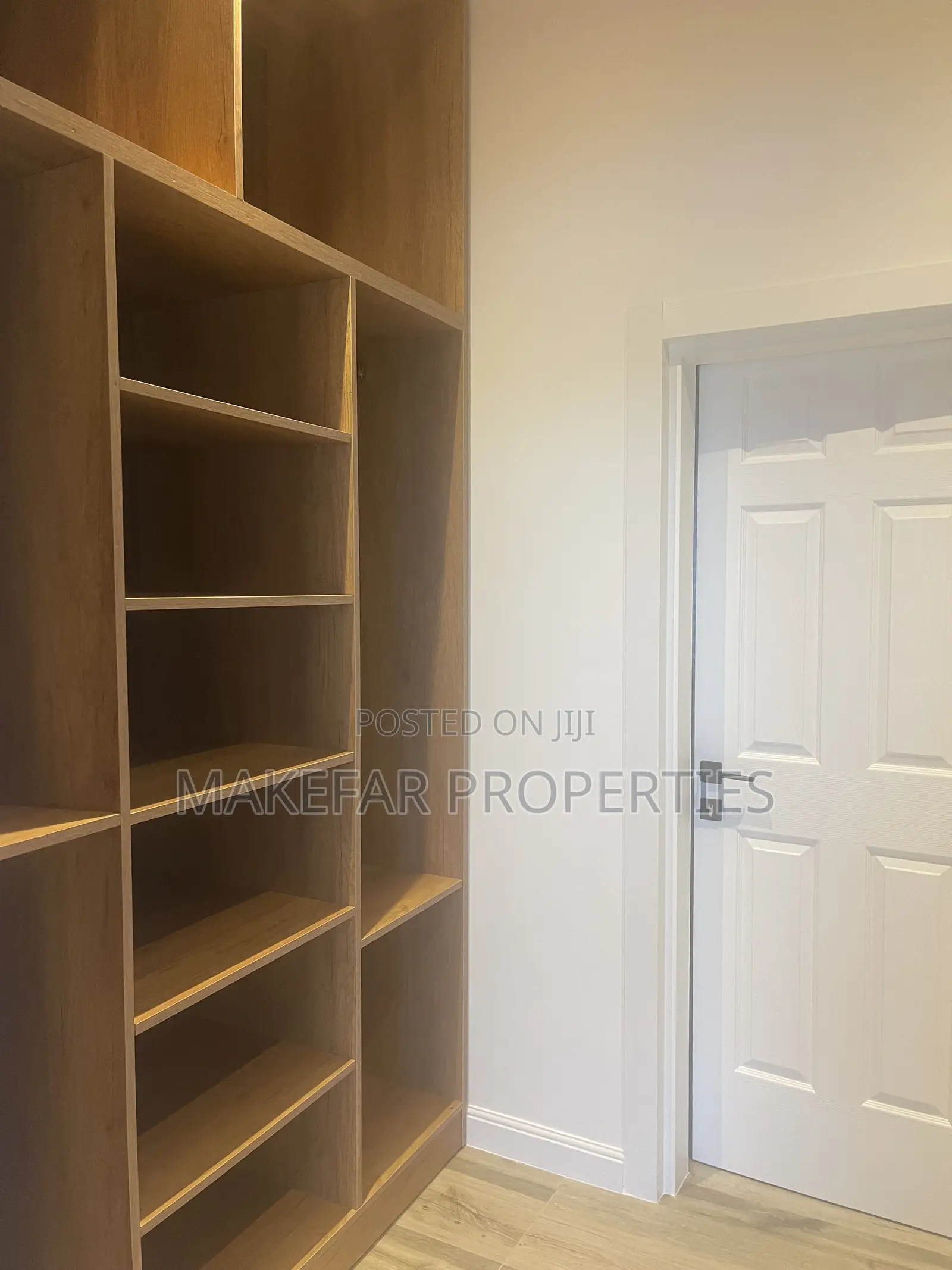 4bdrm House in Dzorwulu for sale