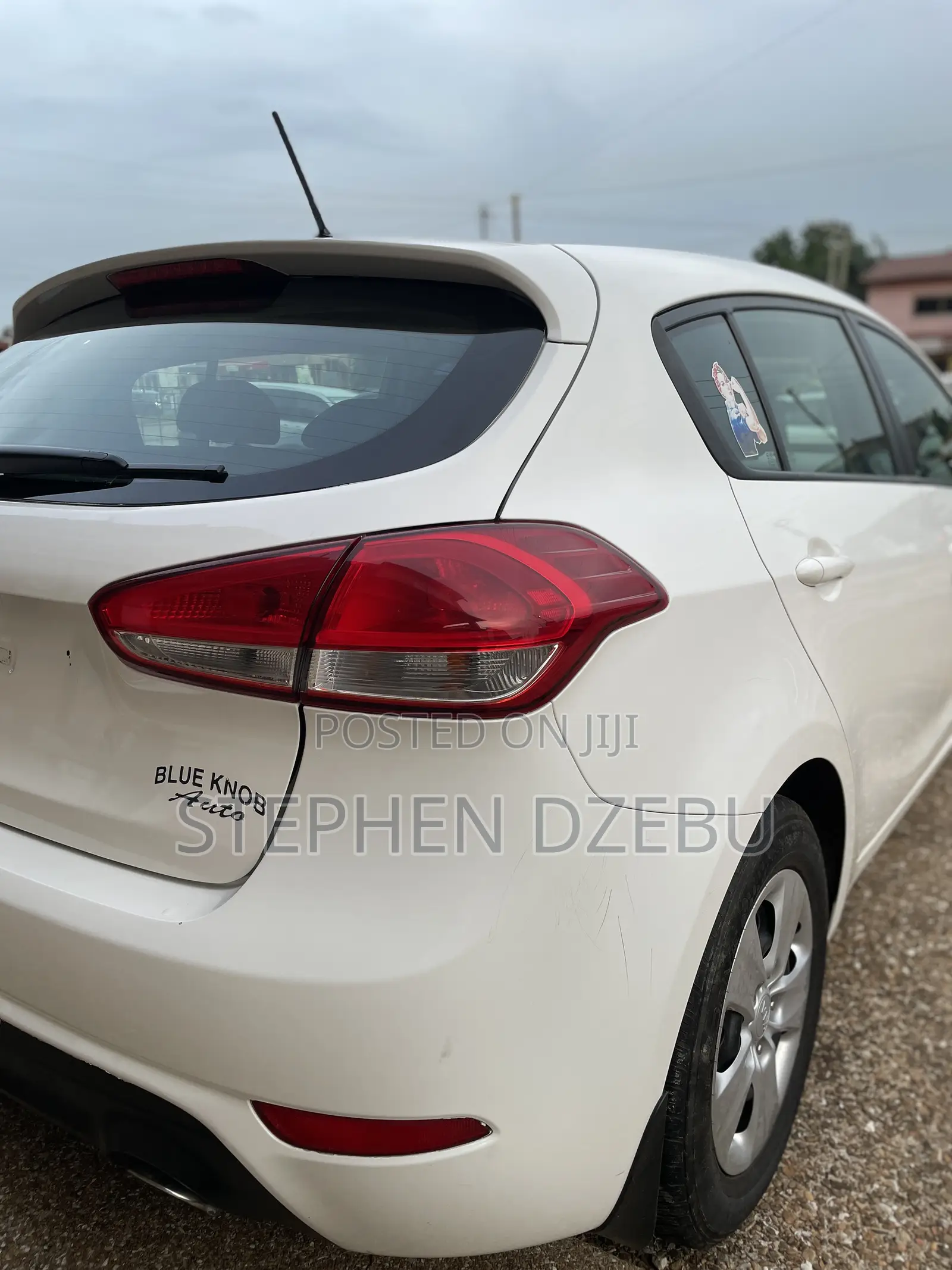 Kia Forte SX Hatchback 2017 White