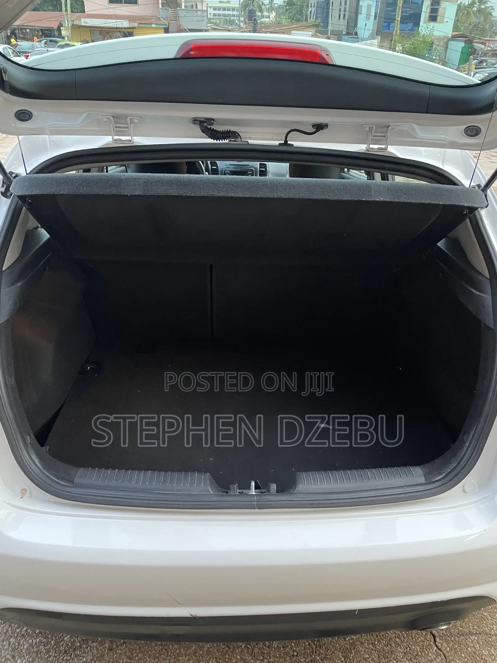 Kia Forte SX Hatchback 2017 White