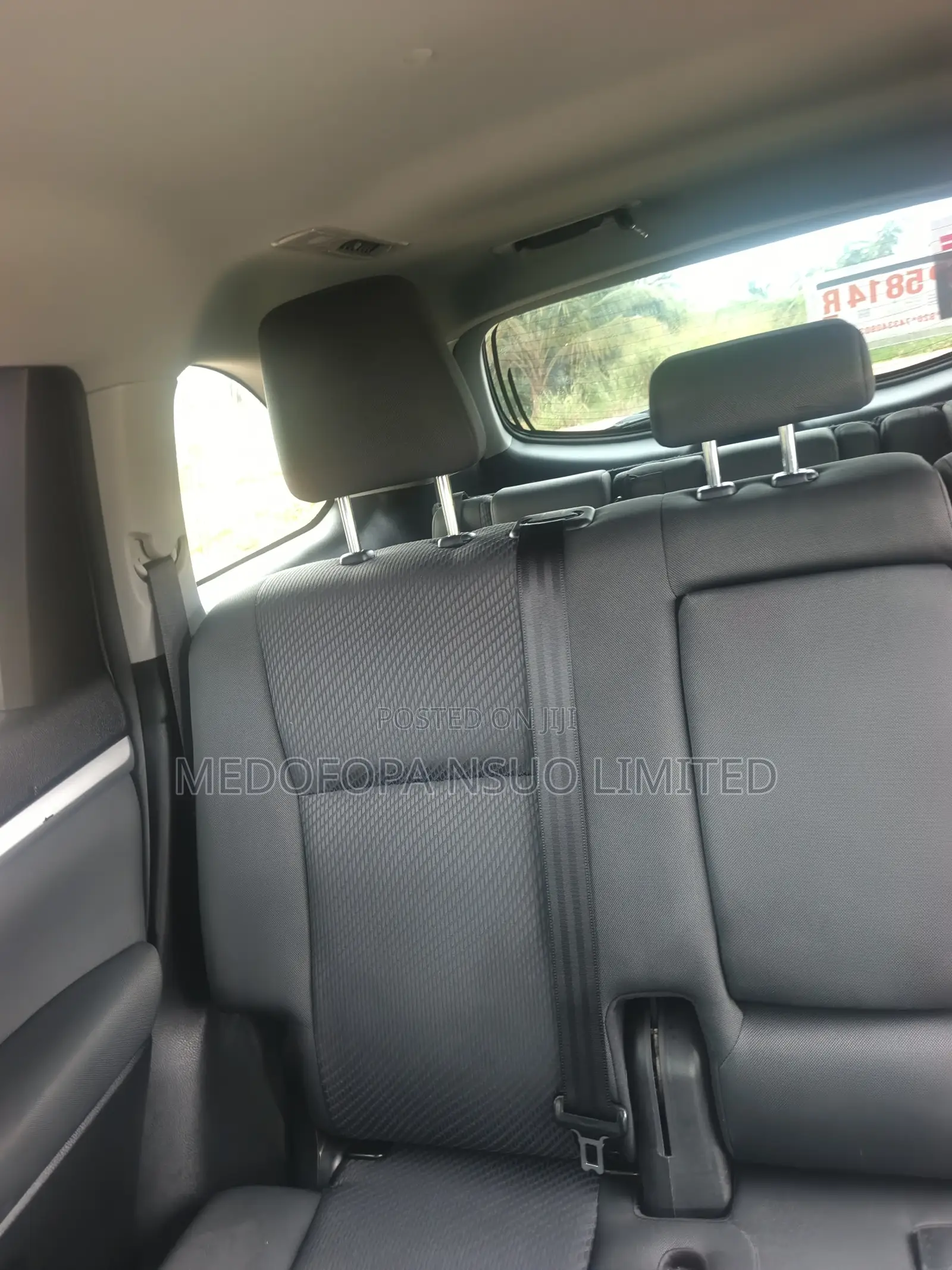 Toyota Highlander SE 2019 Gray