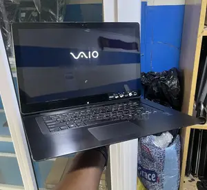 Laptop Sony VAIO SVF15N17SNS 8GB Intel Core i7 HDD 500GB