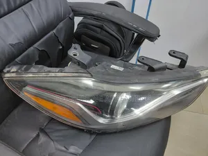 Hhyundai Elantra 2018 Sports Headlight