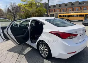 Hyundai Elantra 2016 White