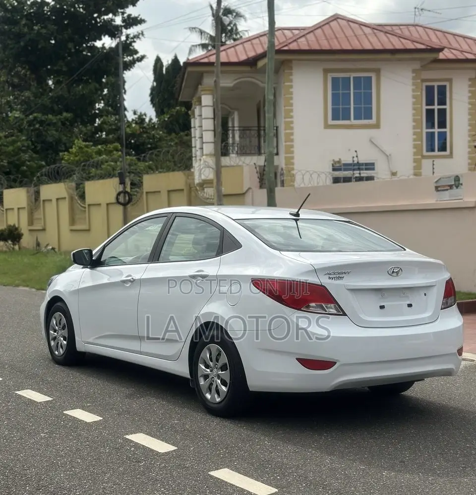Hyundai Accent 2016 White