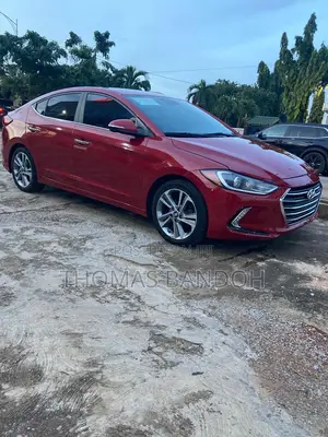 Hyundai Elantra Limited Sedan FWD (2.0L 4cyl 6A) 2017 Red